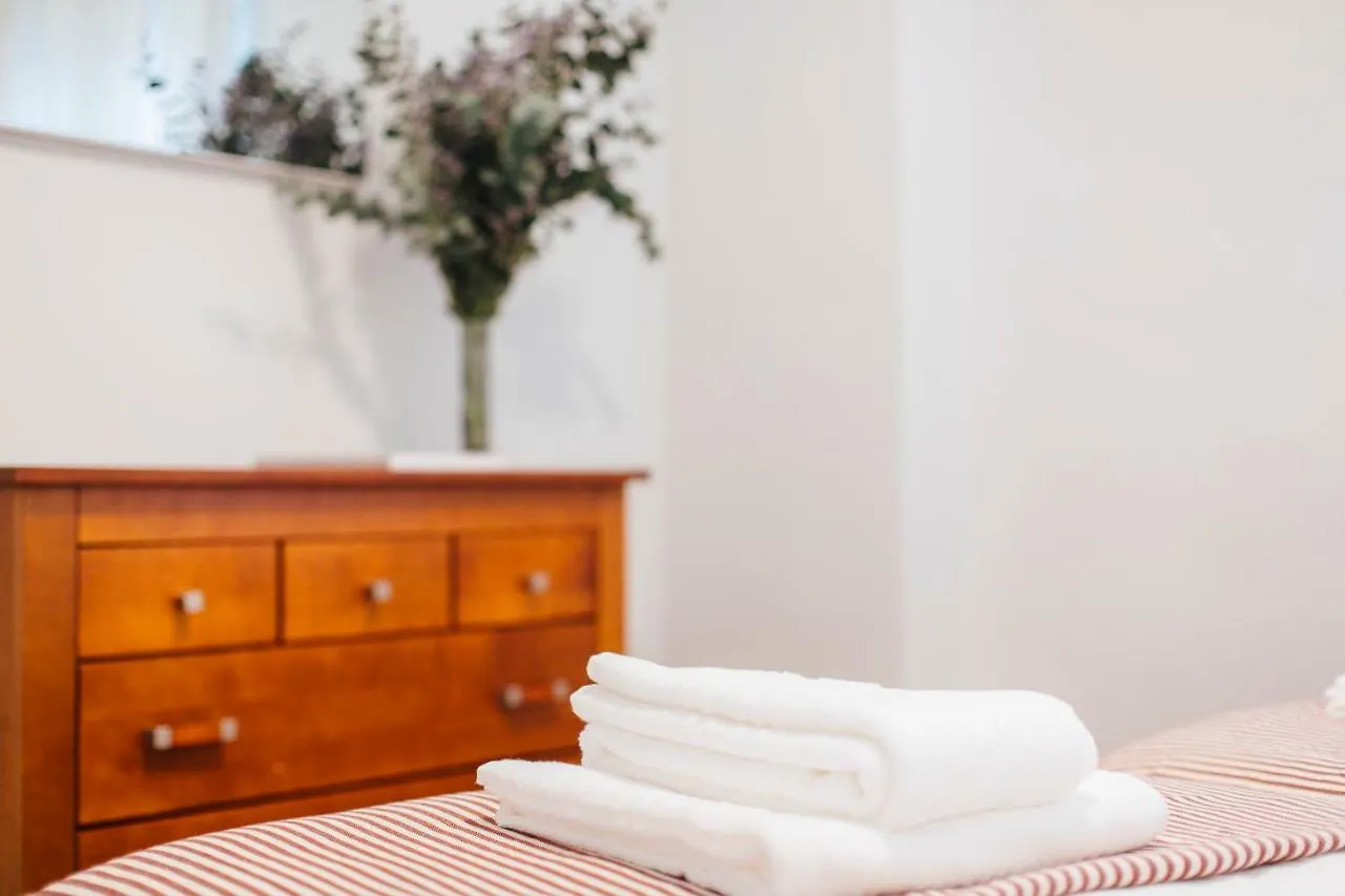 One & Lux- Lagar Apartment Seville